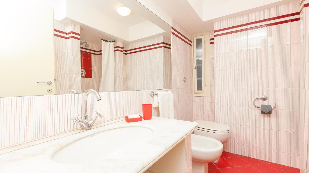 Trevi Colour- Rental In Rome Bagian luar foto